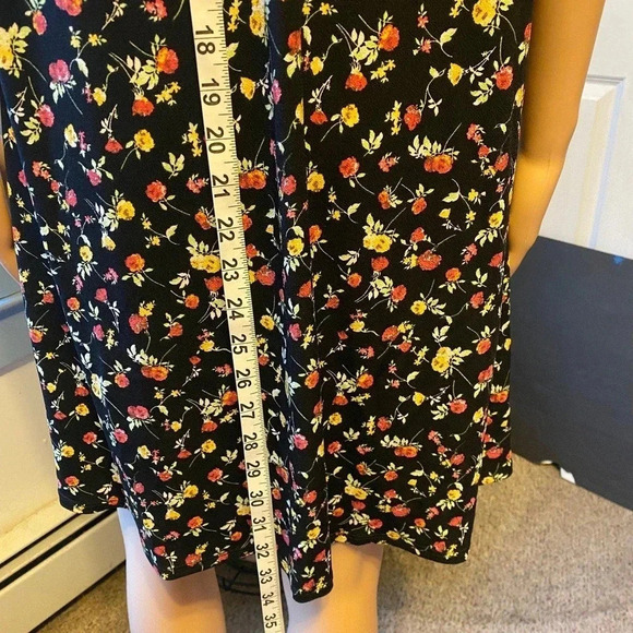 NWT Mia & Tess Floral Print Stretchy Comfortable Summer Dress Women Size M - Picture 4 of 6
